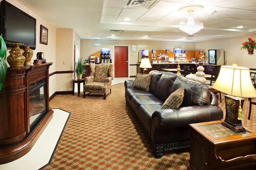 Holiday Inn Express Carrollton, An Ihg Hotel Екстериор снимка